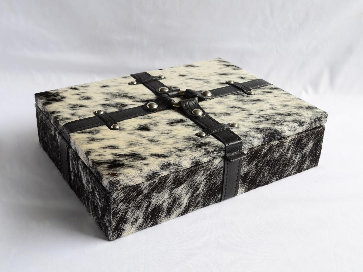 box new classic / black (leather) – Manufaktur SACHER 1846