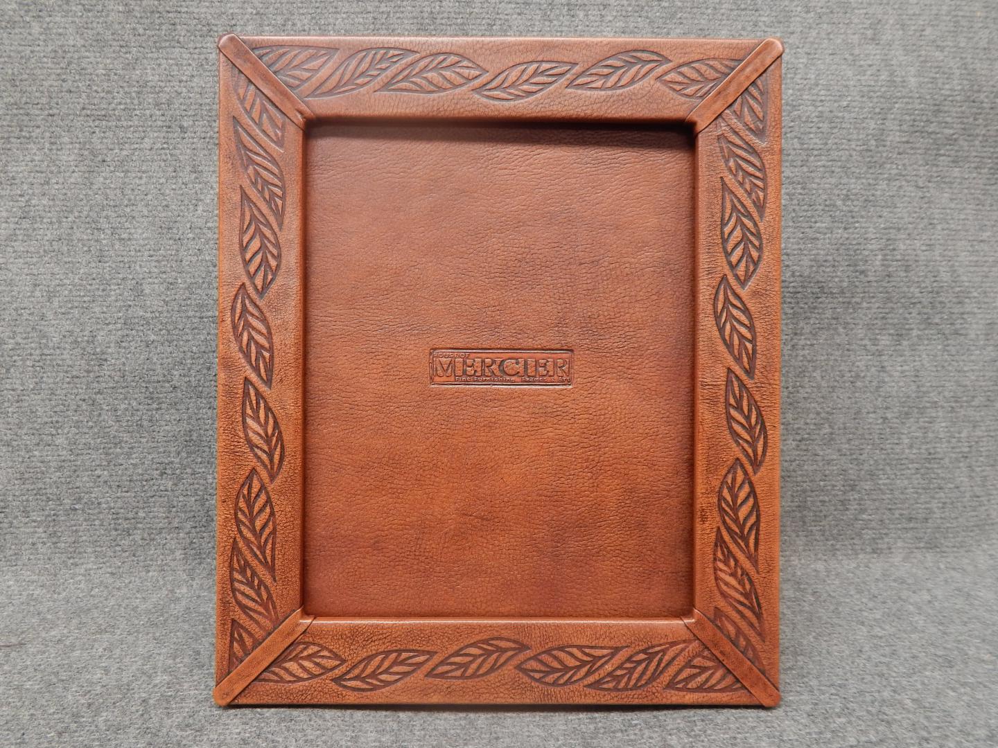 Leafs high-relie Deluxe leather photo frame