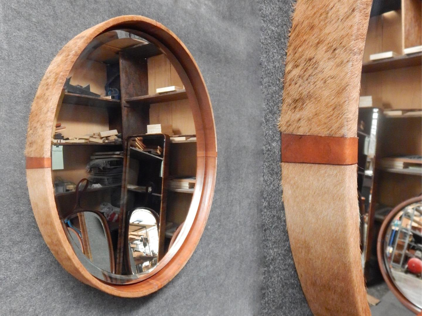 Round Leather Frame with Cowhide Brindle 